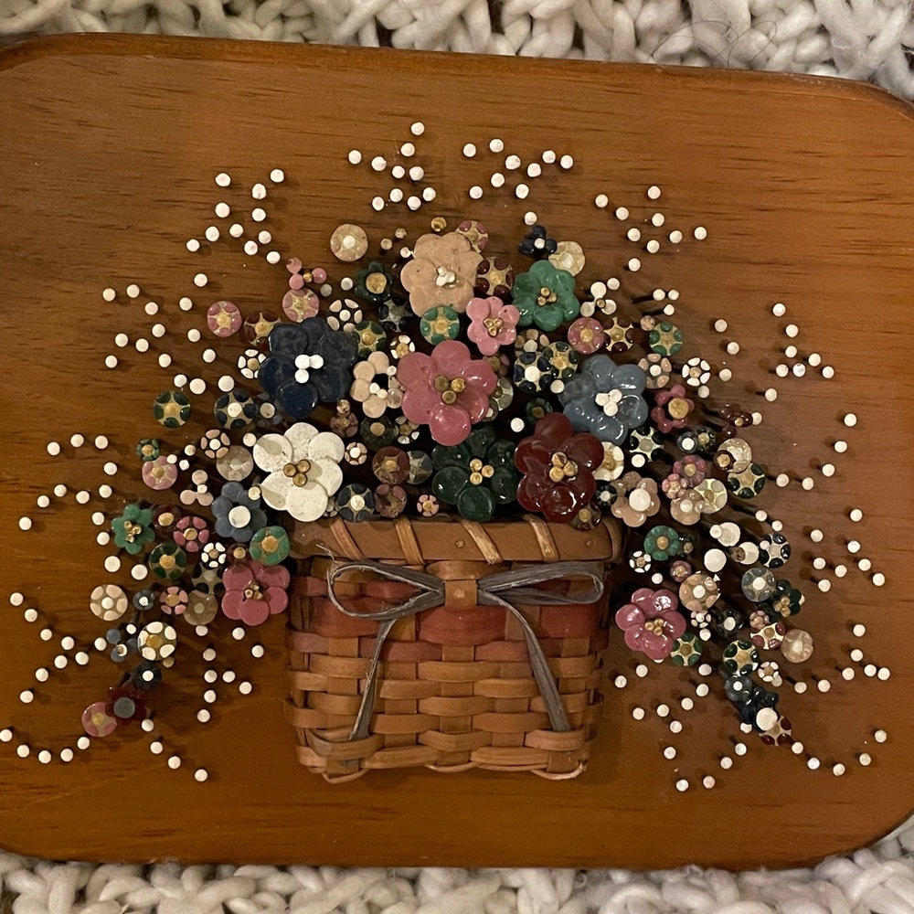 Pauline Owens Pol-O-Craft Circa 1970s Floral Nail Wall Art in a basket RARE! - Picture 3 of 8
